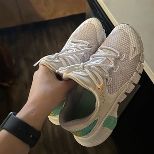 Nike Metcon White and Green Sneaker